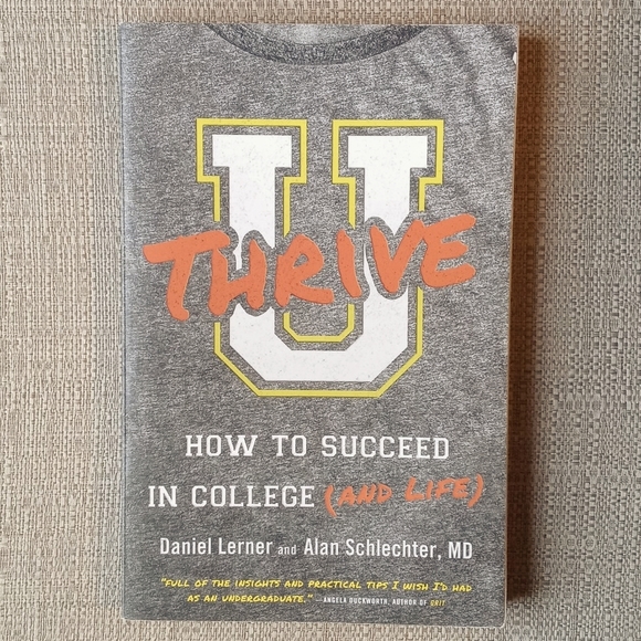 📚 U Thrive: How to Succeed in College and Life Book - Picture 2 of 4